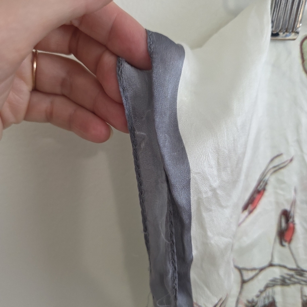 Vintage Japanese Geisha Print Fine Silk Scarf Shawl - Picture 6 of 7